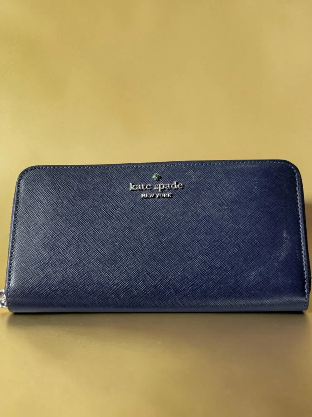 KATE SPADE Blue Long Wallet zipper closure